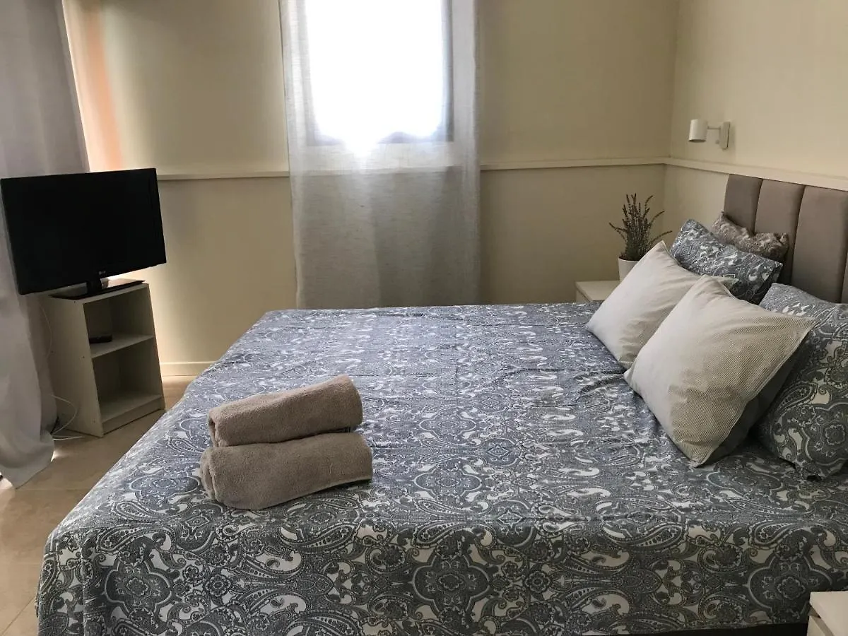 Belle Vue Triplex Apartment On The Hill Caleta De Fuste