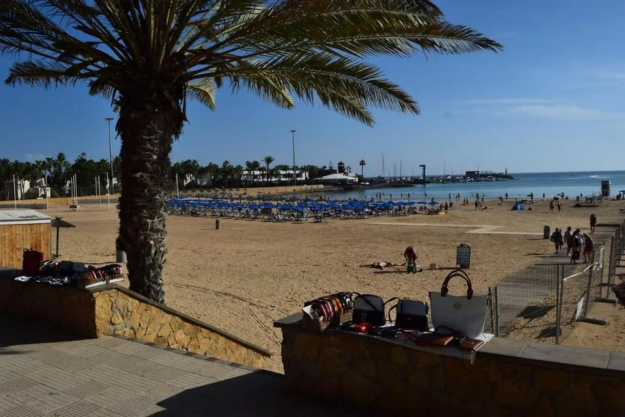 Belle Vue Triplex Apartment On The Hill Caleta De Fuste